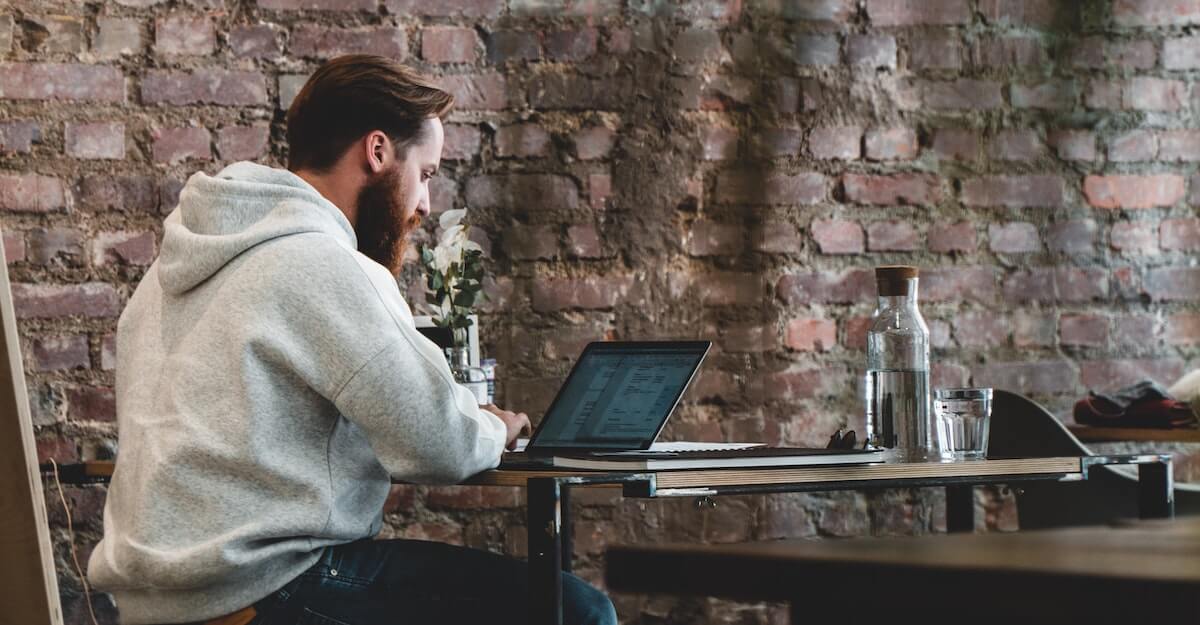 Digital nomad in cafe.